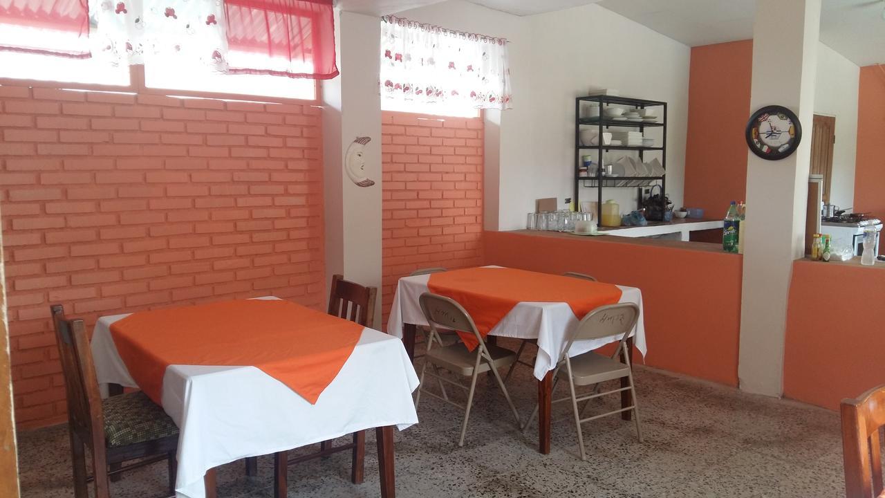 Hotel Casa Marina La Ceiba Exterior photo