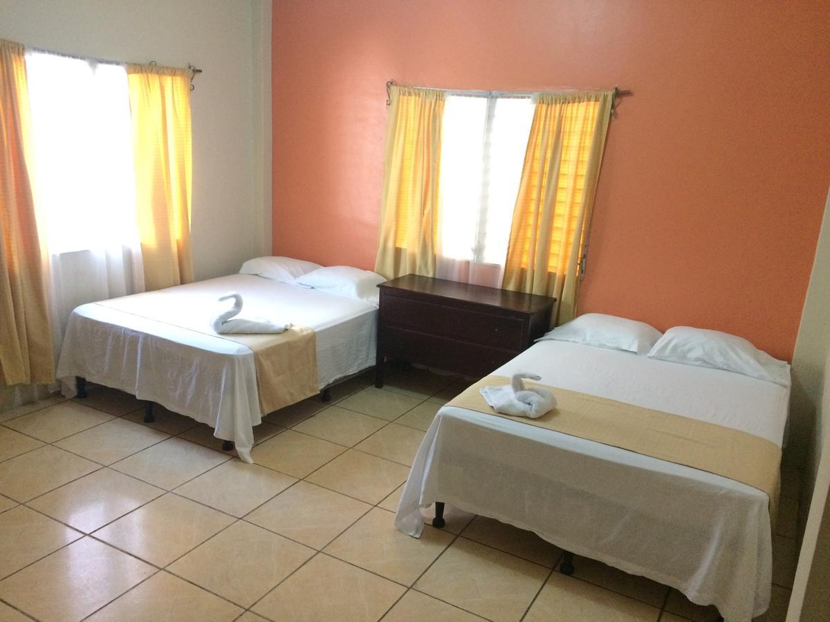 Hotel Casa Marina La Ceiba Exterior photo