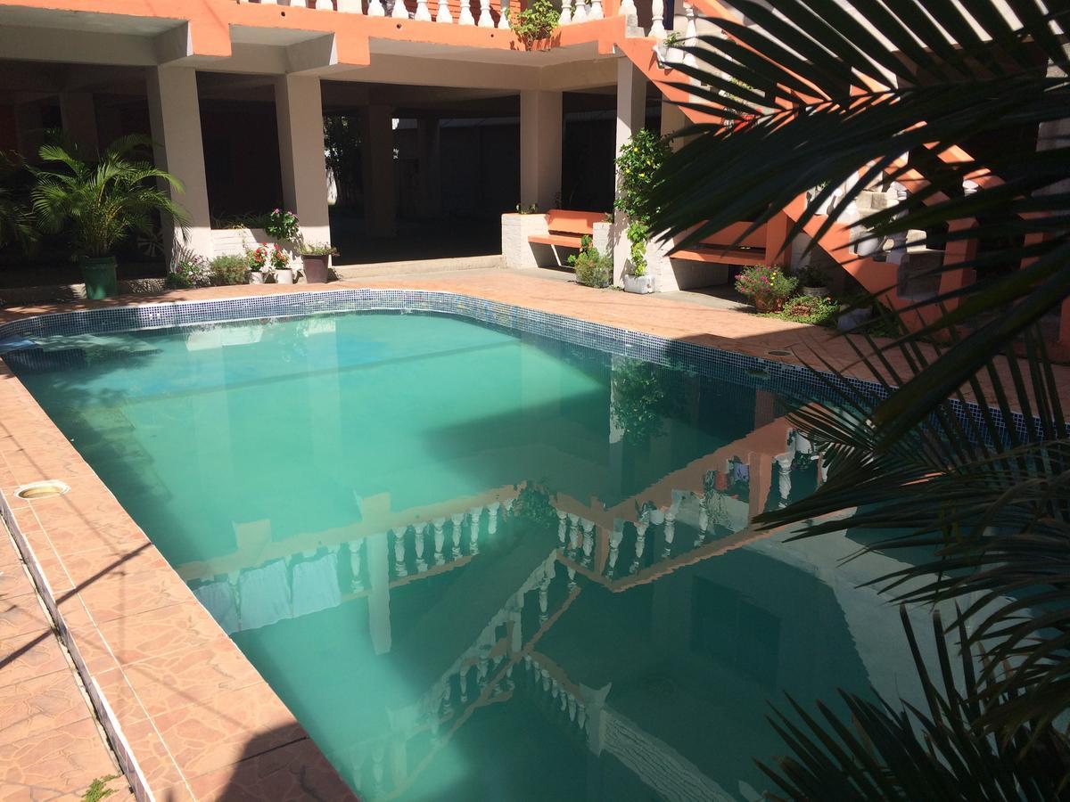 Hotel Casa Marina La Ceiba Exterior photo